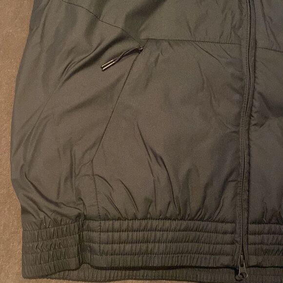 SOLD Kids Nike Black Youth Unisex Synthetic Fill Hooded Jacket Size XL NWT - Picture 10 of 14